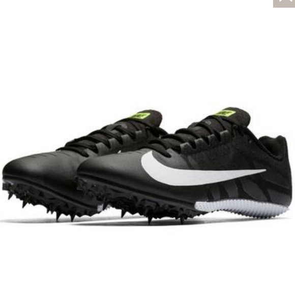 nike sprinting shoes